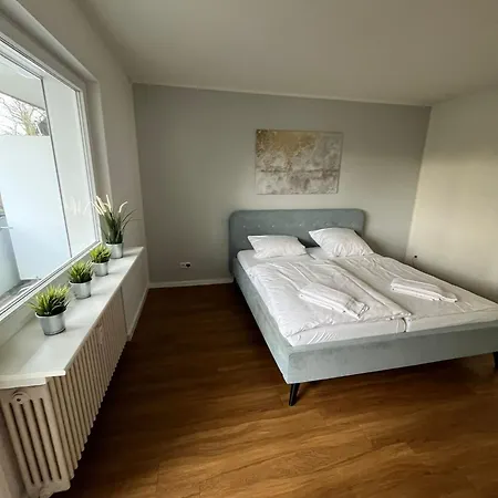 Business Mit Balkon Und 1 Schlafzimmer